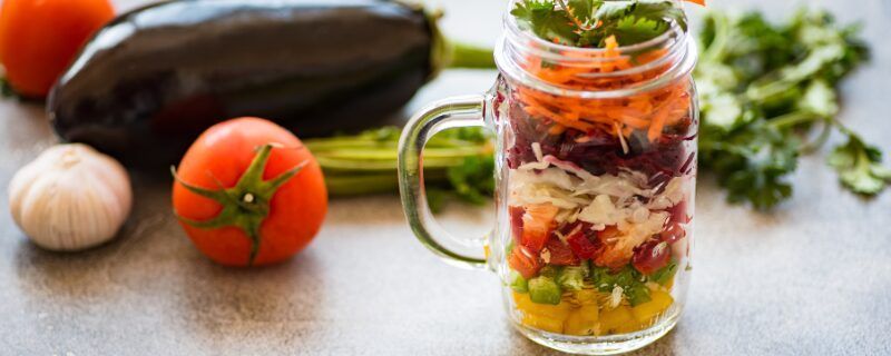 Ingredientes para las ensaladas de bote Ingredientes para las ensaladas de bote